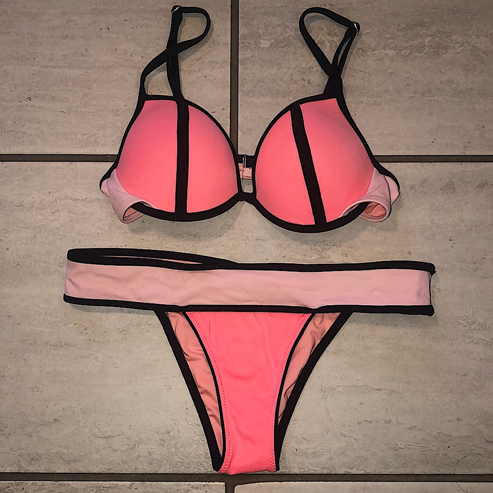 matching victoria secret bikini